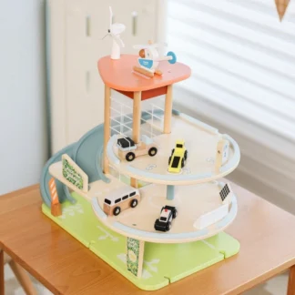 Drevená 3-poschodová XL garáž s výťahom "Eko Strefa"