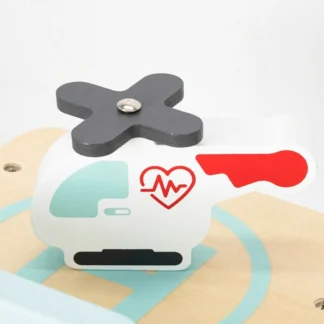 Drevená nemocnica so sanitkou a výťahom, sada 15 kusov