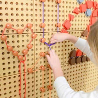 Sada kolíkov a šnúrok – pre vedeckú a kreatívnu radu STEM